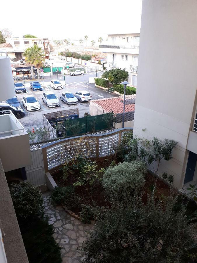 F2 Immeuble Les Pieds Dans L'Eau Leilighet Villeneuve-Loubet Eksteriør bilde
